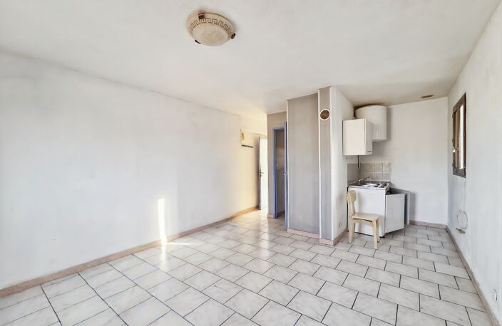 Immeuble de 6 appartements NIMES (30) — photo 2
