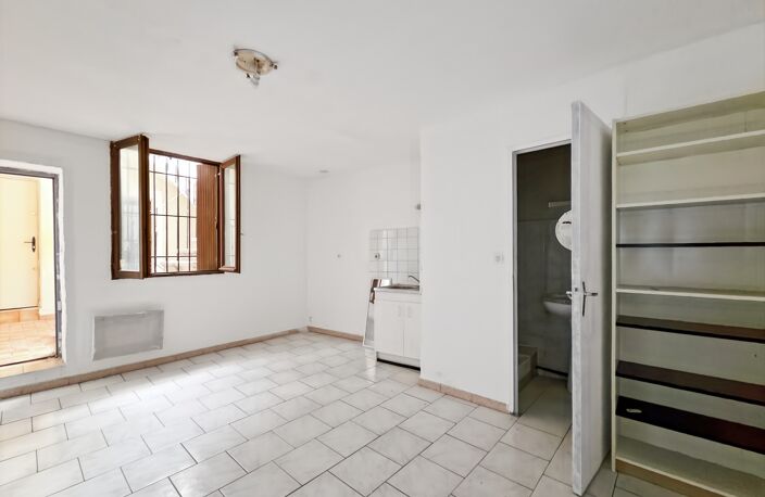 Immeuble de 6 appartements NIMES (30) — photo 3
