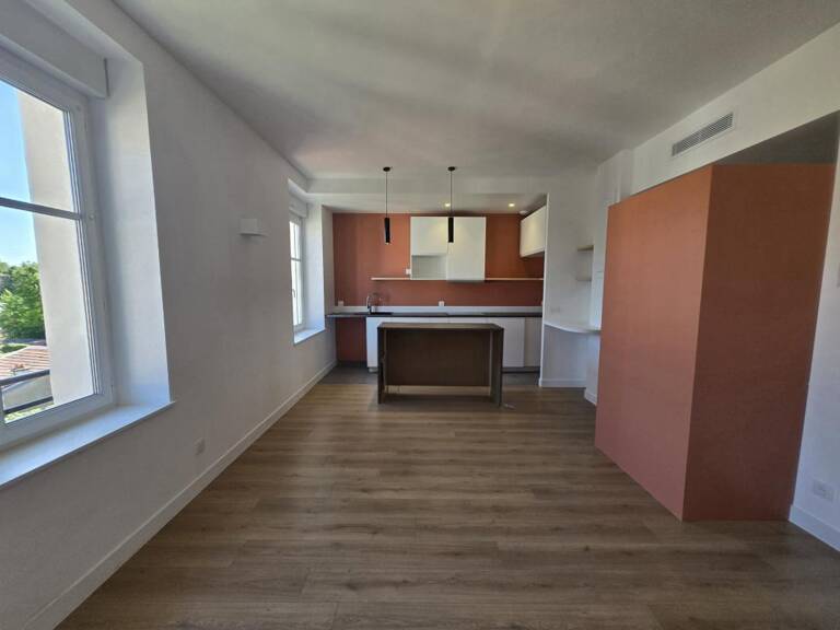 NANCY ARTEM : DUPLEX 4 CHAMBRES RENOVE AVEC PAC GAINABLE — photo 1