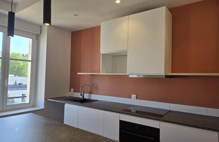 NANCY ARTEM : DUPLEX 4 CHAMBRES RENOVE AVEC PAC GAINABLE — photo 2