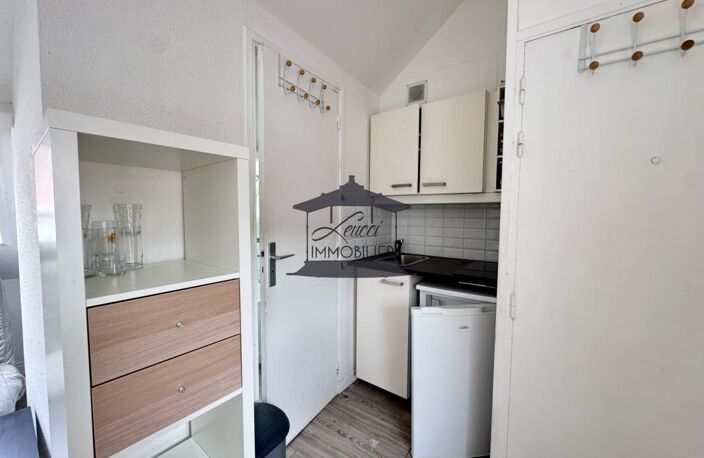 Lille Centre   Studio meublé à 2 pas de HEI   Idéal investis — photo 3