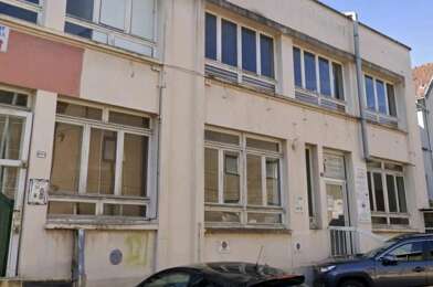 Immeuble  220500 €