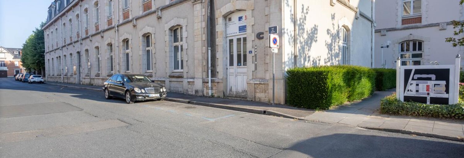 Immeuble  414 m² à vendre à Orléans (45000)
