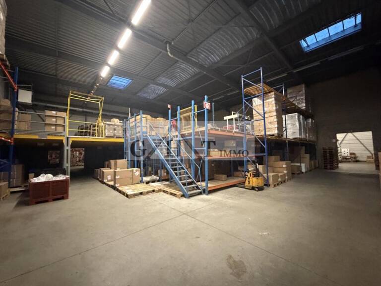 ENTREPOT 2400M2 A VENDRE SAINT MICHEL SUR ORGE — photo 1