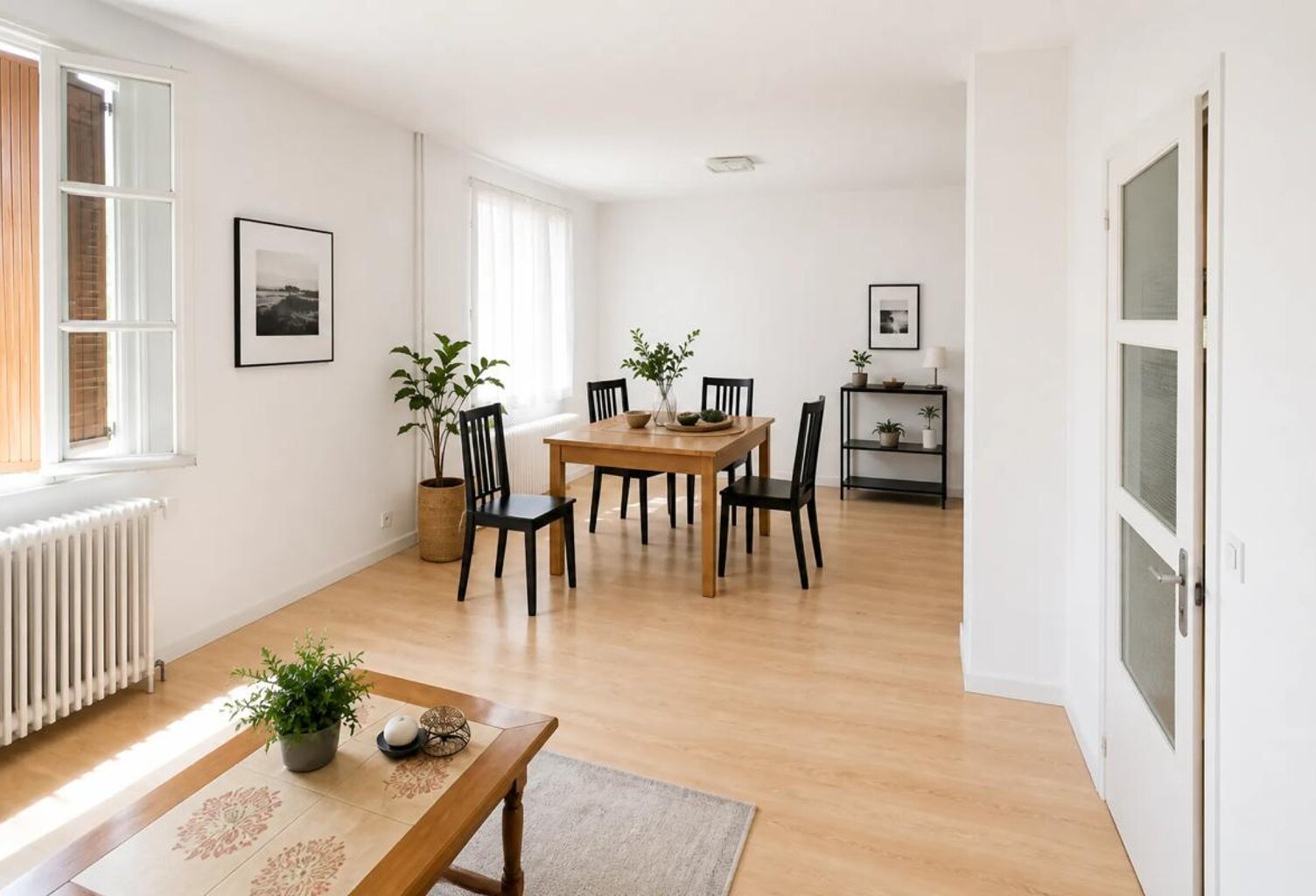 Grande maison familiale sur 968 m² avec double garage — photo 1