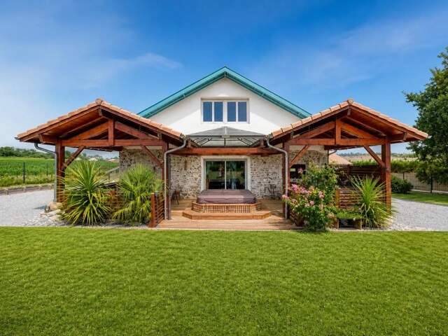 Maison premium de 264 m² à Orist — photo du bien