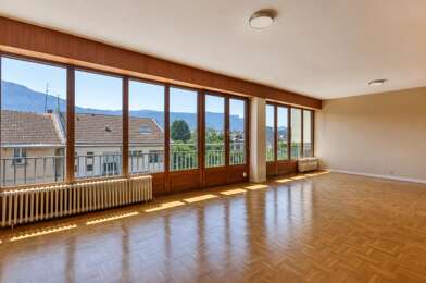 Appartement 5 pièces 180000 €