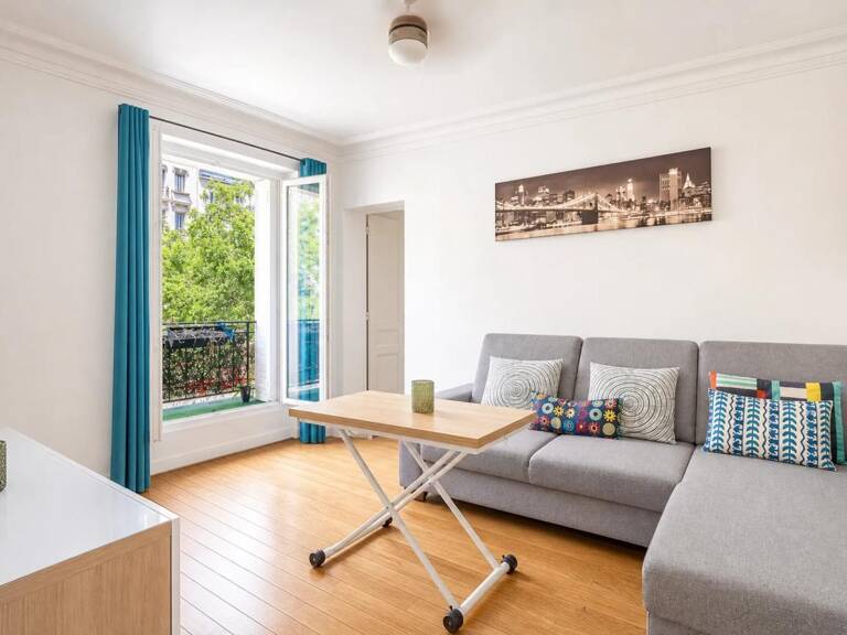 Appartement de 3 pièces de 44,57 m² à Paris — photo 1