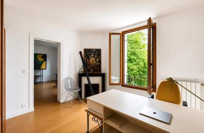 Maison de 169 m² à Auvers-sur-Oise avec beau terrain boisé — photo du bien