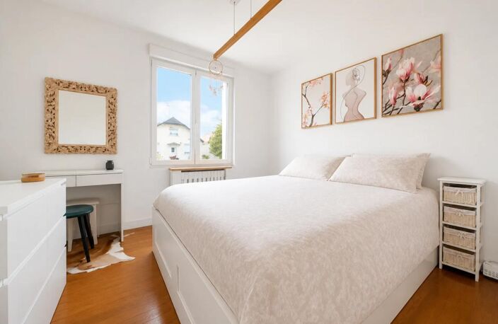 Maison de 5 pièces de 104 m² à Laval — photo 4