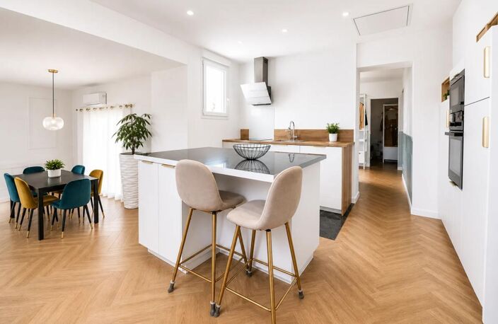 Maison de 5 pièces de 104 m² à Laval — photo 5
