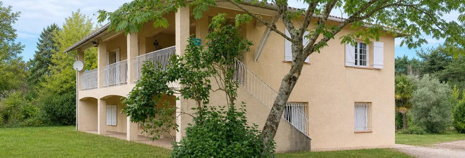 Maison 10 Pièces 226 m² à vendre à Saint-Étienne-de-Tulmont (82410)