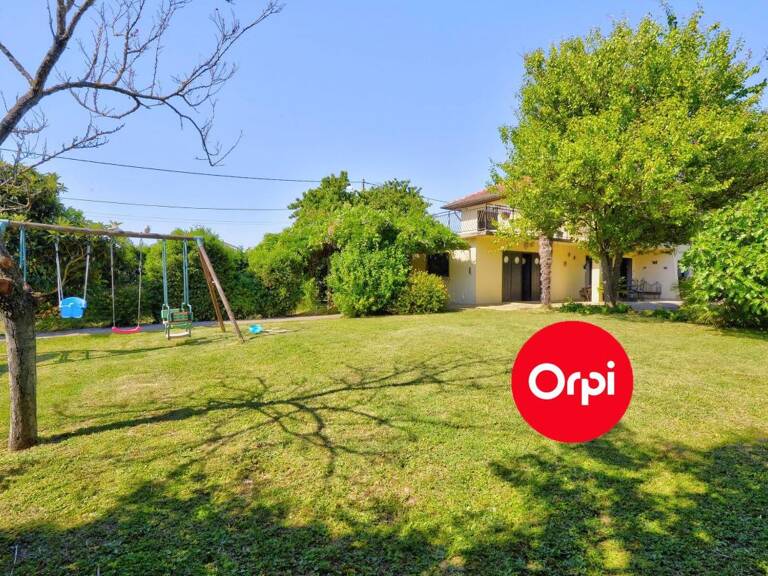 Maison À Vendre — photo 1
