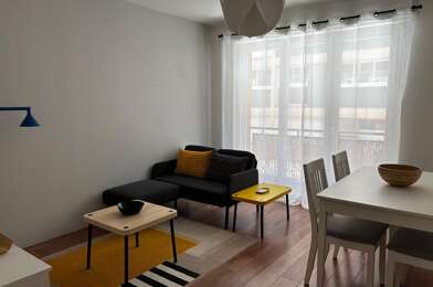 Appartement 3 pièces 700 €