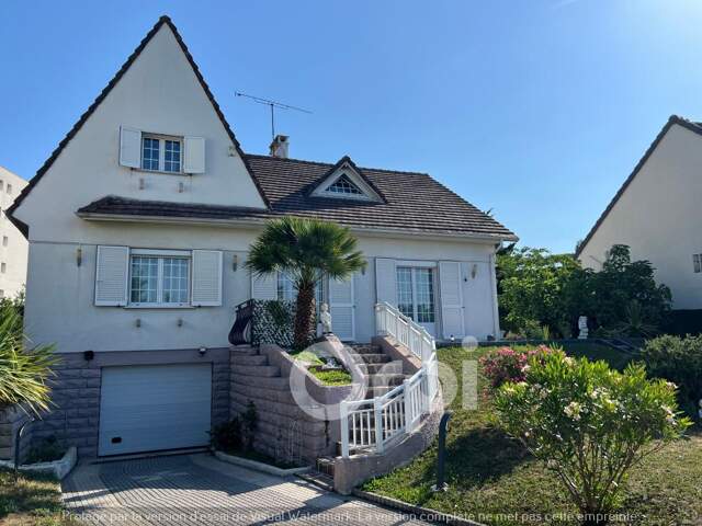Maison À Vendre — photo du bien