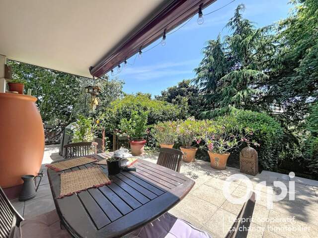T3 en Rez-de-jardin + Terrasse au calme — photo du bien