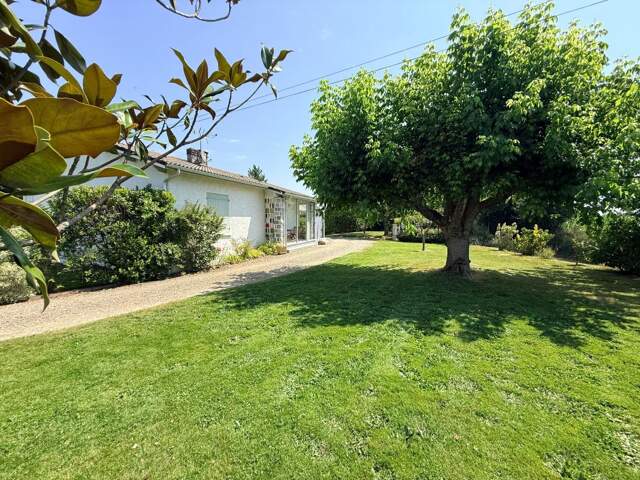 Maison À Vendre — photo du bien