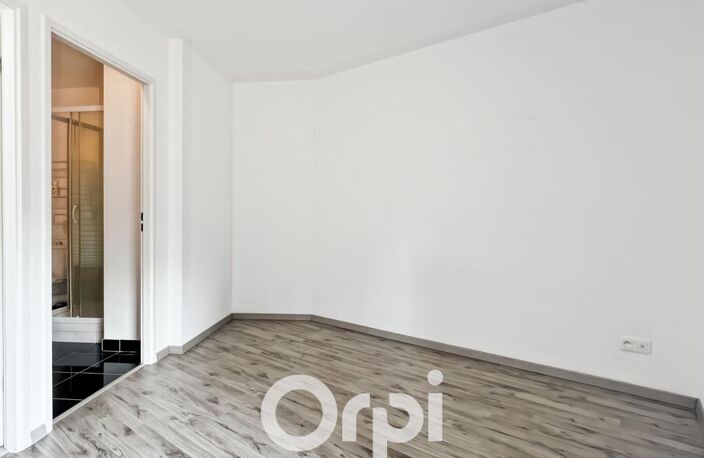 Appartement À Vendre — photo 4