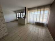 A louer, Appartement T3 NON MEUBLE à Lyon 9ème - CHAUFFAGE ET EAU COMPRIS — photo 3