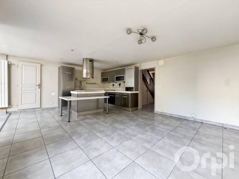 Maison familiale de 141 m² avec jardin, garage et suite parentale à Taverny — photo 1