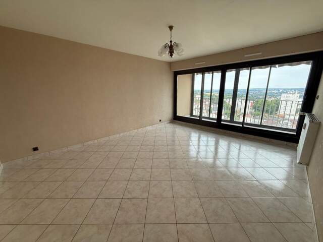 Appartement 3 Chambres - balcon - secteur Louyat — photo du bien