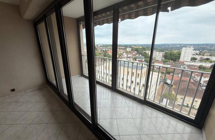Appartement 3 Chambres - balcon - secteur Louyat — photo 3