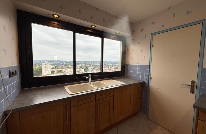 Appartement 3 Chambres - balcon - secteur Louyat — photo 5
