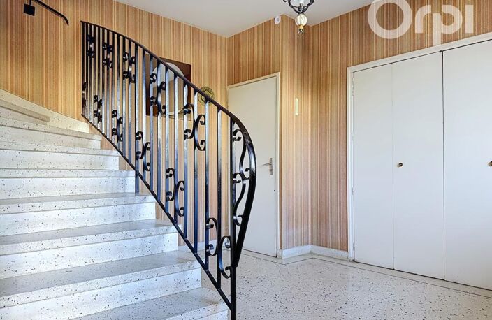 Romagnat, Maison 133m2, 5 chbres et garage de 47m2 sur 567m2 de terrain clos — photo 2