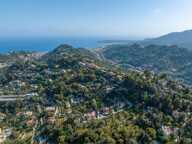 À VENDRE À MENTON EN LIVRAISON IMMÉDIATE — Résidence intimiste avec jardins, du 2 au 4 pièces — photo 4
