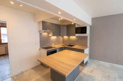 Appartement 4 pièces 1124 €