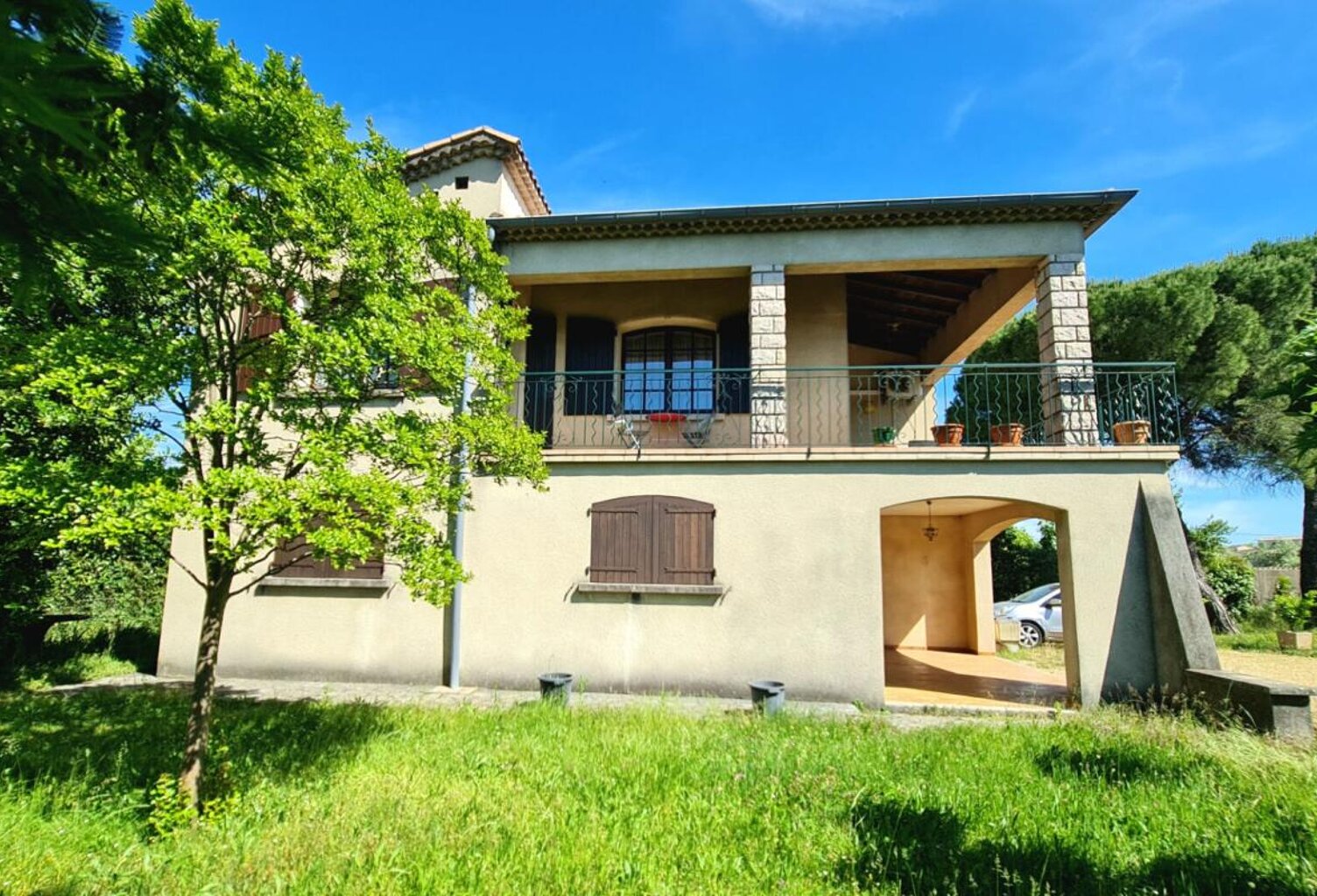 Alès- Maison 5 chambres  170m²  habitable - 2100 m² de terrain clos - — photo 1