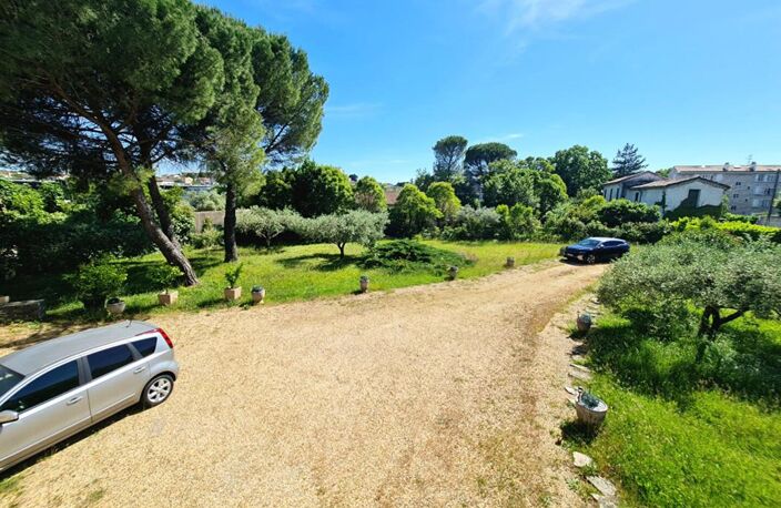 Alès- Maison 5 chambres  170m²  habitable - 2100 m² de terrain clos - — photo 2