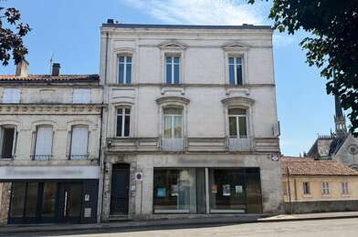Immeuble  555900 €