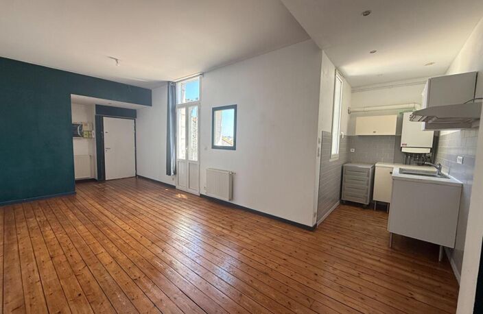 IMMEUBLE SUR LE PLATEAU D'ANGOULÊME — photo 5