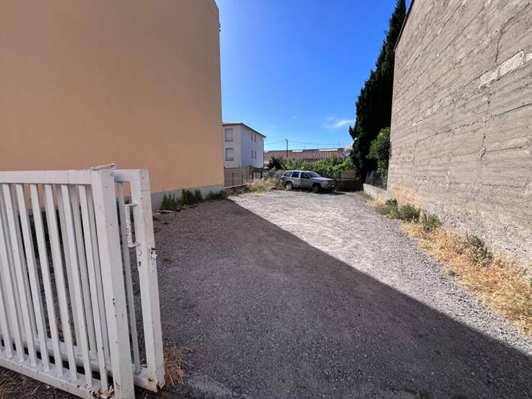 Magnifique opportunité , terrain constructible en centre ville de Perpignan de 176 m² possibilités nombreuses — photo 1