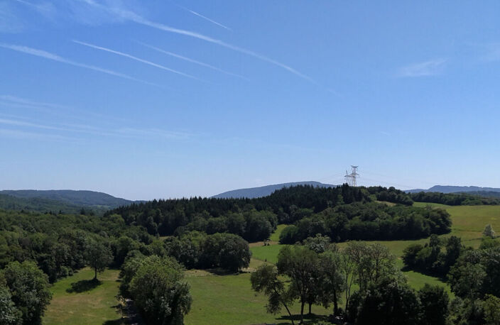 Ancien corps de ferme en pierre à rénover -  Fort potentiel au coeur du Jura — photo 4