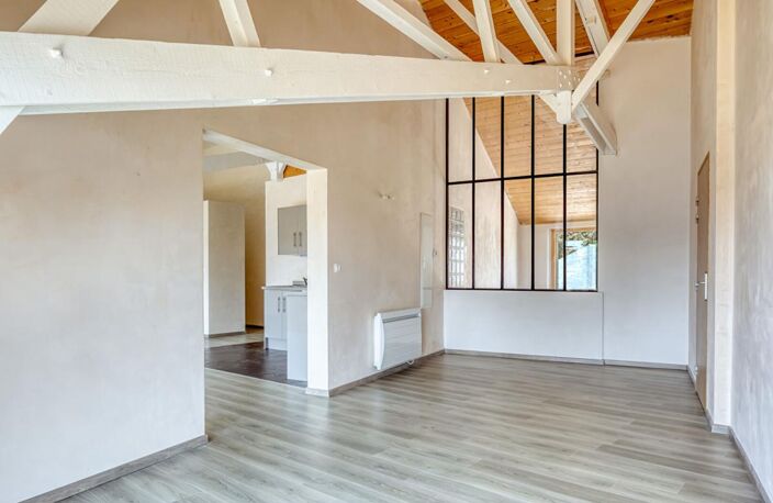 Lumineux Appartement  3 pièces 99.64 m2 Superbes Volumes  Etat impeccable — photo 3