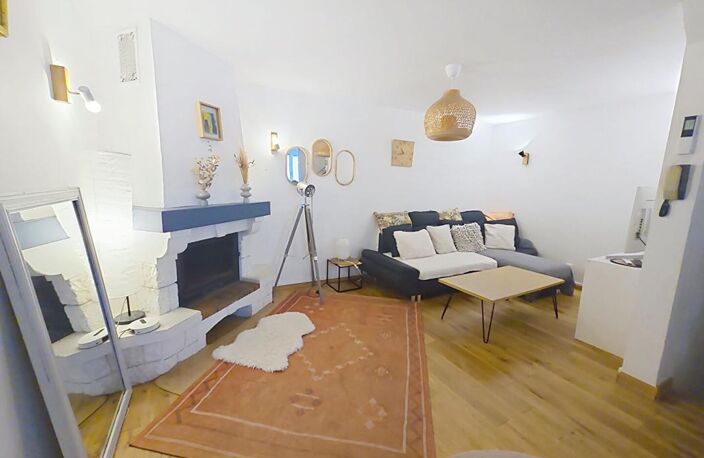 Maison de ville - 130 m² climatisé, au calme, vue sur les toits et le Coudon — photo 5