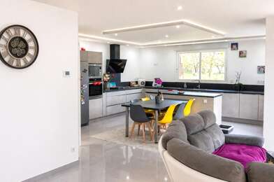 Maison 10 pièces 254500 €