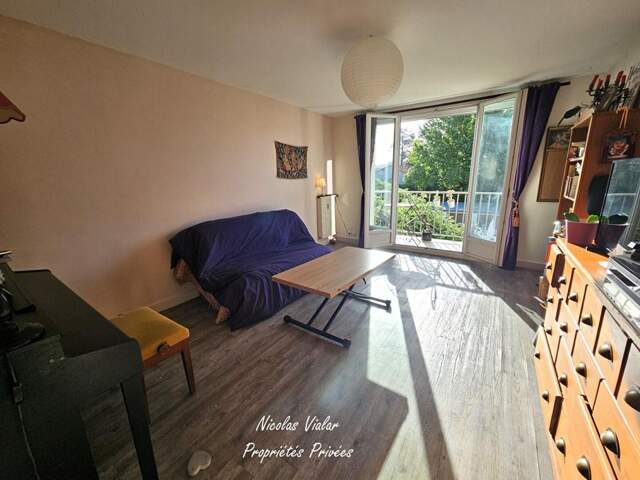 Montélimar - Appartement T4 de 73 m² avec balcon et cave — photo du bien