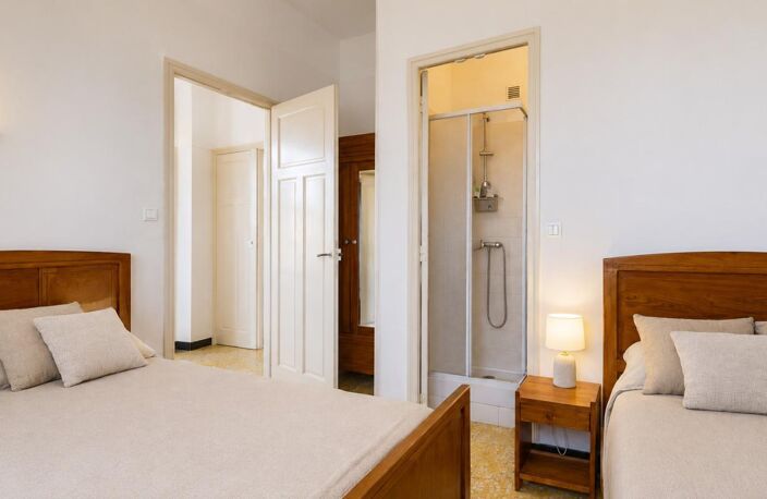 Un espace à façonner face à la mer - 85.7 m2 - un T3 et un T2 — photo 4