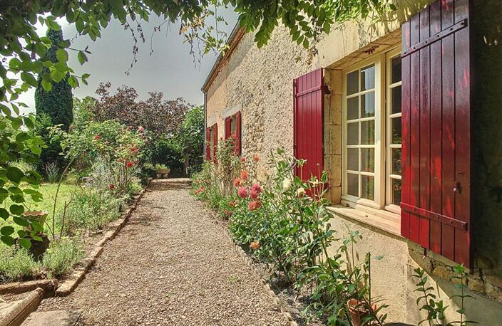 Maison lumineuse avec 4 chambres et piscine — photo 3