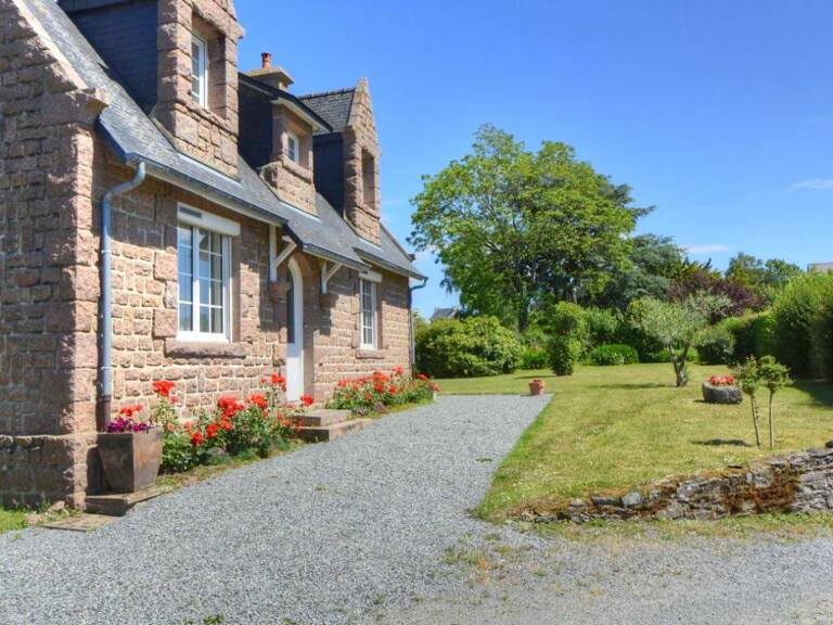 Maison avec une partie indépendante en centre-ville — photo 1