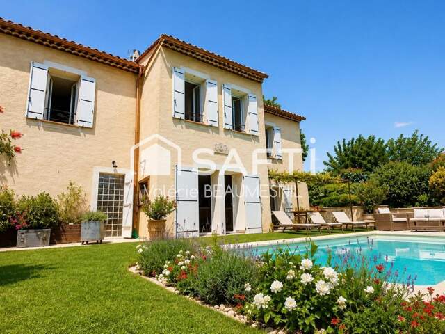 A Draguignan, Élégance provençale, volumes généreux et douceur de vivre — photo du bien