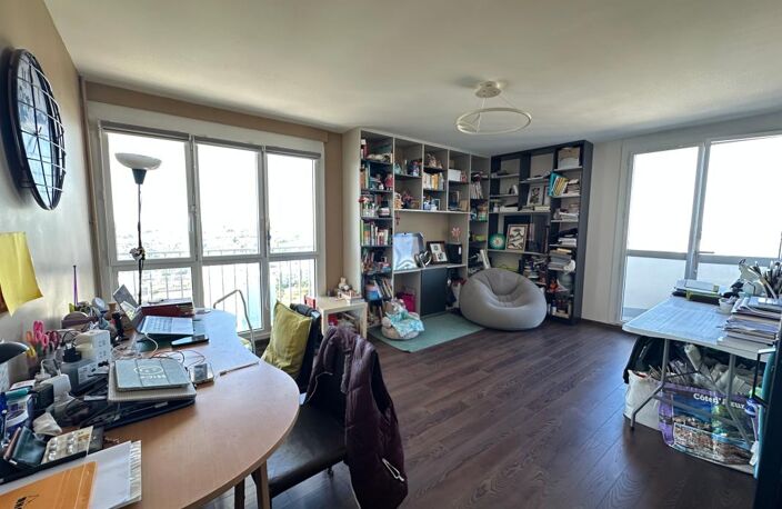 Appartement À Vendre — photo 2