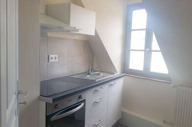 Appartement 3 pièces 890 €