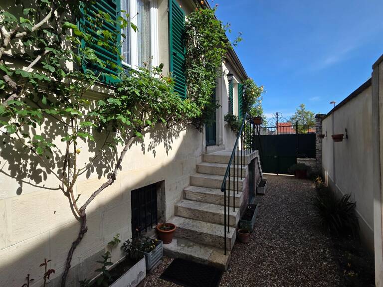MAISON FAMILIALE   CALME, VOLUMES ET ACCÈS PARIS — photo 1