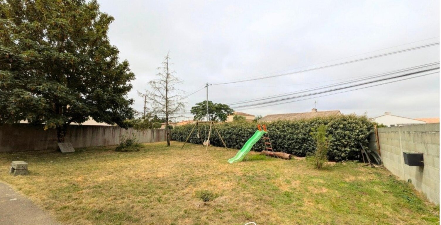 Terrain constructible non viabilisé 268m² — photo 1