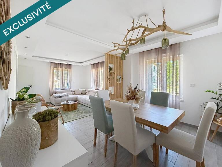 Maison moderne prête à accueillir ses prochains propriétaires — photo 1