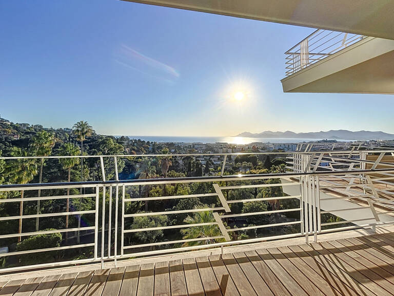CANNES -  BASSE CALIFORNIE - ISOLA-BELLA. ELEGANT APPARTEMEN — photo 1